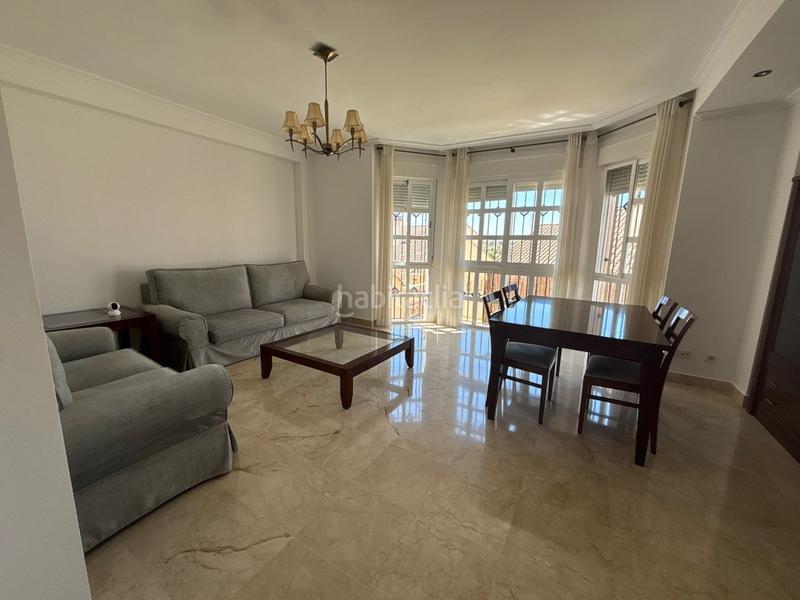 Foto b67f3dee-757e-4a8e-8a28-b5bd3fa96710. Maison jumelée avec parking piscine dans Aljamar Tomares
