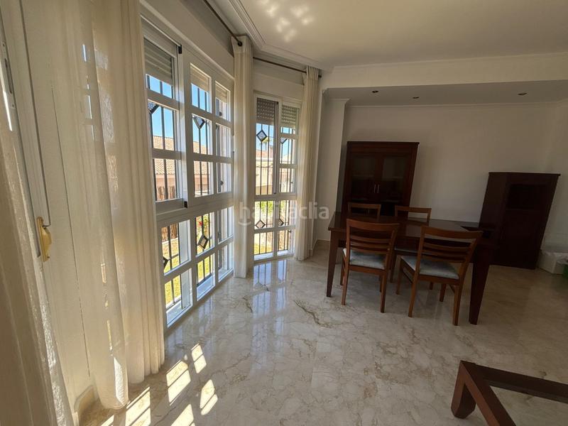 Foto fac7001e-979d-4311-ada5-38913a200d7e. Maison jumelée avec parking piscine dans Aljamar Tomares