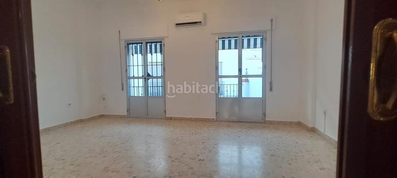 Foto 5f4eae58-bedc-4655-a1b0-f62dafd4af68. Flat in Sanlúcar la Mayor
