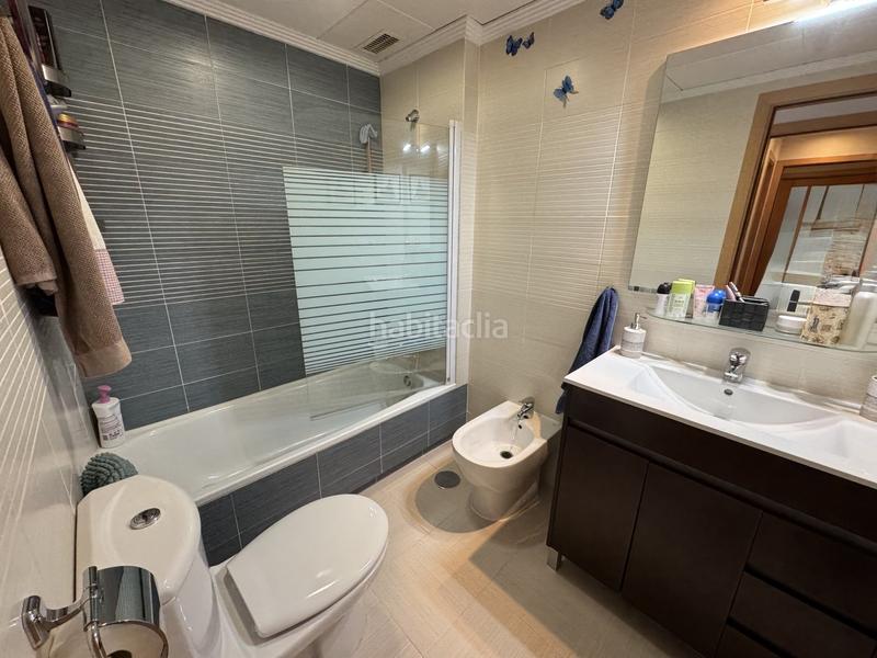 Foto aeafda5a-e9e5-497f-afd1-8ca94e0df424. Piso precioso piso en una de las mejores comunidades de la Zona Universitaria .el piso consta de recibidor de entrada. salon en Bormujos