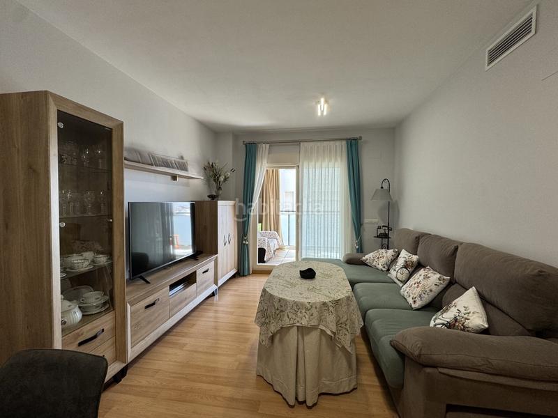 Foto d23c917d-45ce-4f1c-94b6-44e1ade631e0. Piso precioso piso en una de las mejores comunidades de la Zona Universitaria .el piso consta de recibidor de entrada. salon en Bormujos