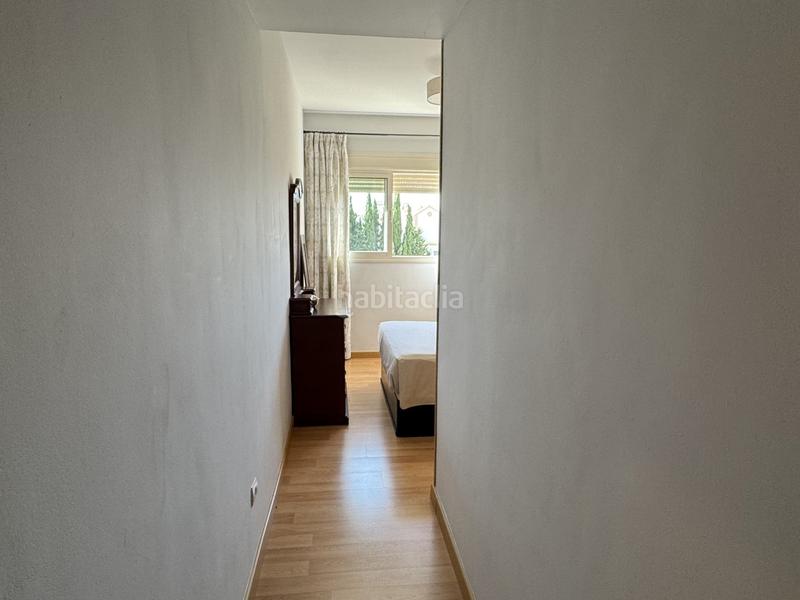 Foto f3669b3a-0349-40e4-ad10-7e1d8f86aa4a. Piso precioso piso en una de las mejores comunidades de la Zona Universitaria .el piso consta de recibidor de entrada. salon en Bormujos