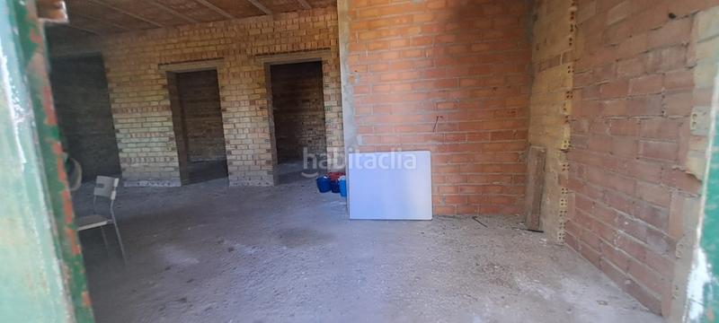 Foto 10ca0da4-ff2d-4228-ab90-35af6deb78d0. Masía en exclusiva con remax finanbank presentamos esta finca rústica de 1.700 m de parcela y 138 m construidos, ubicada en una excelent en Pilas