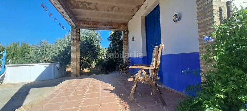 Foto 13e395f0-764e-4c56-a270-492fe0d984b4. Masía en exclusiva con remax finanbank presentamos esta finca rústica de 1.700 m de parcela y 138 m construidos, ubicada en una excelent en Pilas