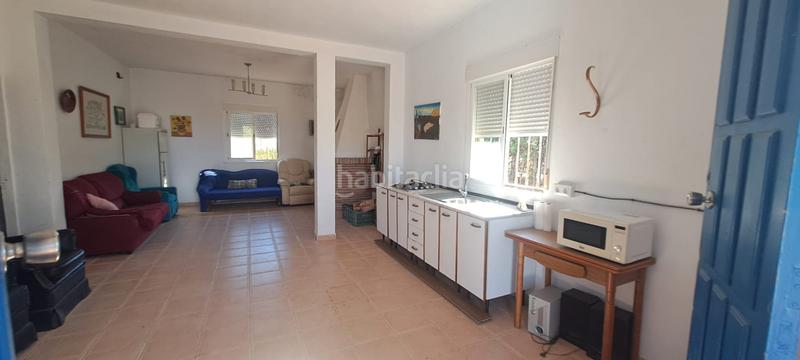 Foto 1869c421-ce22-4ab8-8458-140323369d25. Masía en exclusiva con remax finanbank presentamos esta finca rústica de 1.700 m de parcela y 138 m construidos, ubicada en una excelent en Pilas