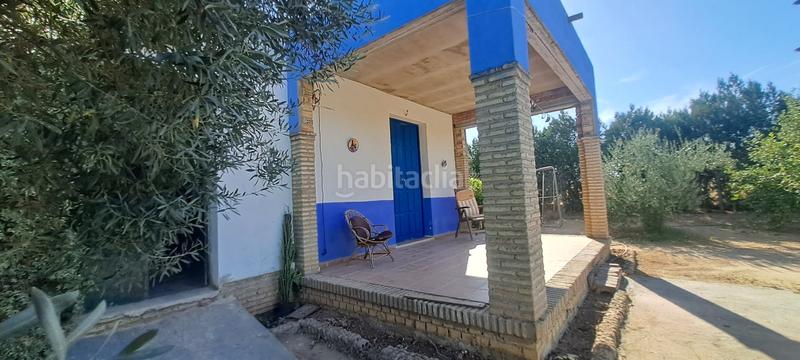 Foto 36175ec1-6005-4848-92ef-c77bd8f8f06d. Masía en exclusiva con remax finanbank presentamos esta finca rústica de 1.700 m de parcela y 138 m construidos, ubicada en una excelent en Pilas