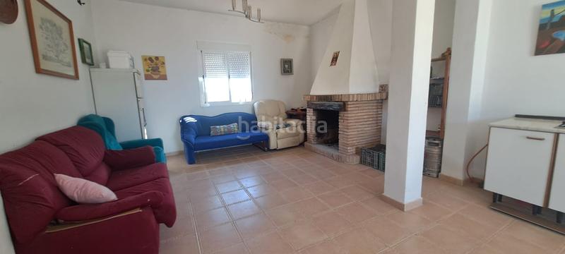 Foto 363d02ac-eda5-4afe-bf3e-b4c402cf35b7. Masía en exclusiva con remax finanbank presentamos esta finca rústica de 1.700 m de parcela y 138 m construidos, ubicada en una excelent en Pilas
