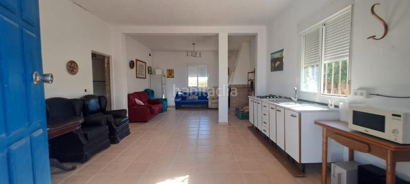 Foto 75543586-f890-46a0-92c7-d1766c296a59. Masía en exclusiva con remax finanbank presentamos esta finca rústica de 1.700 m de parcela y 138 m construidos, ubicada en una excelent en Pilas