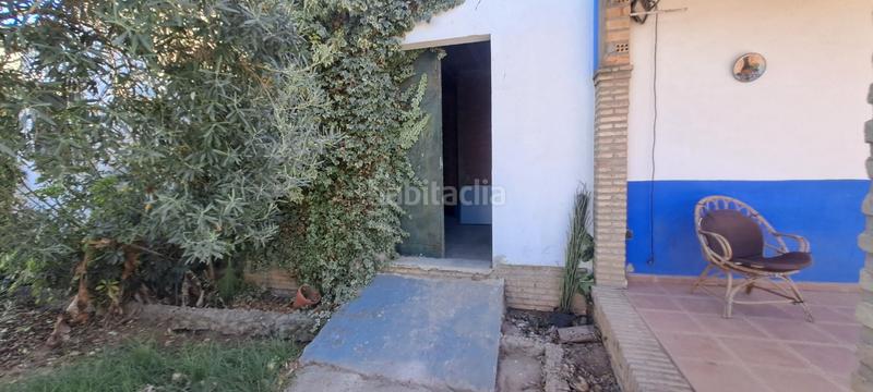 Foto 9f76f0ea-d428-41f3-9e10-2474f9e89598. Masía en exclusiva con remax finanbank presentamos esta finca rústica de 1.700 m de parcela y 138 m construidos, ubicada en una excelent en Pilas