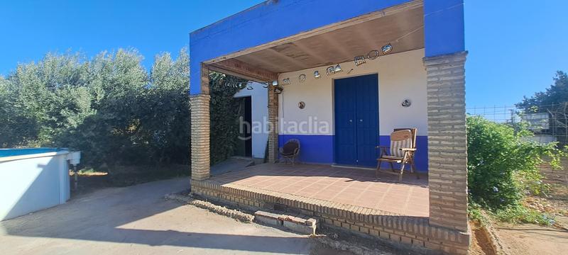 Foto e467fdcf-d426-43f1-978b-e686c4952563. Masía en exclusiva con remax finanbank presentamos esta finca rústica de 1.700 m de parcela y 138 m construidos, ubicada en una excelent en Pilas