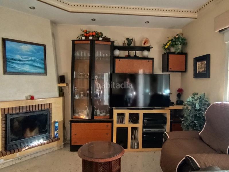 Foto 037109e2-37d2-4104-b298-d9f12a725735. Casa adosada se vende casa adosada , en la urbanización el cortinal, a 7 minutos en coche del metro cuidad expo. con un en Mairena del Aljarafe