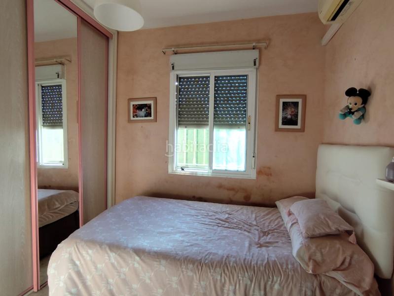 Foto 0b2ff755-5a0a-4df1-bc1a-88fb3a722d8a. Casa adosada se vende casa adosada , en la urbanización el cortinal, a 7 minutos en coche del metro cuidad expo. con un en Mairena del Aljarafe