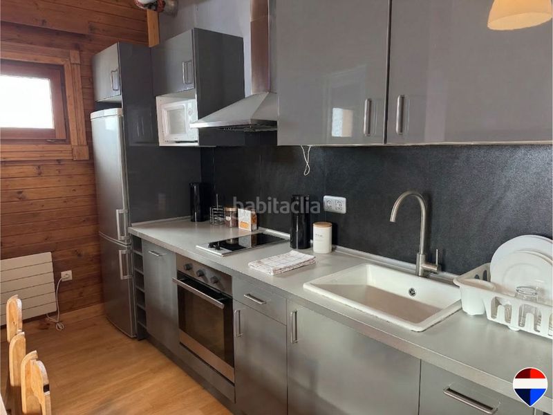 Foto 2de38b01-5a23-40d4-9b8b-e1e9ff740de8. Àtic a Zona alta Sierra Nevada