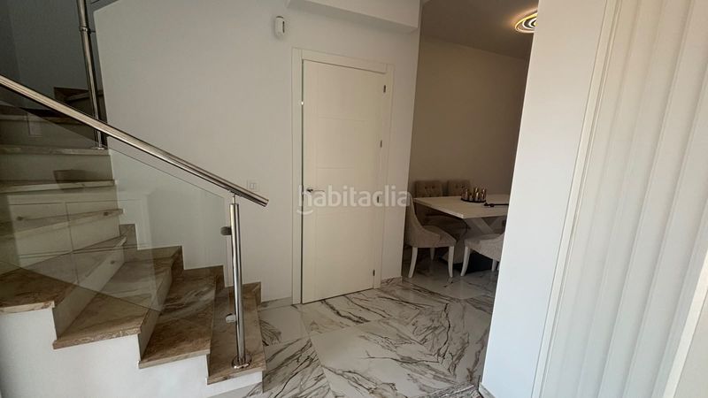 Foto 382a7c20-50ae-491e-8271-647a08773d6f. Casa adossada amb aparcament a Huévar