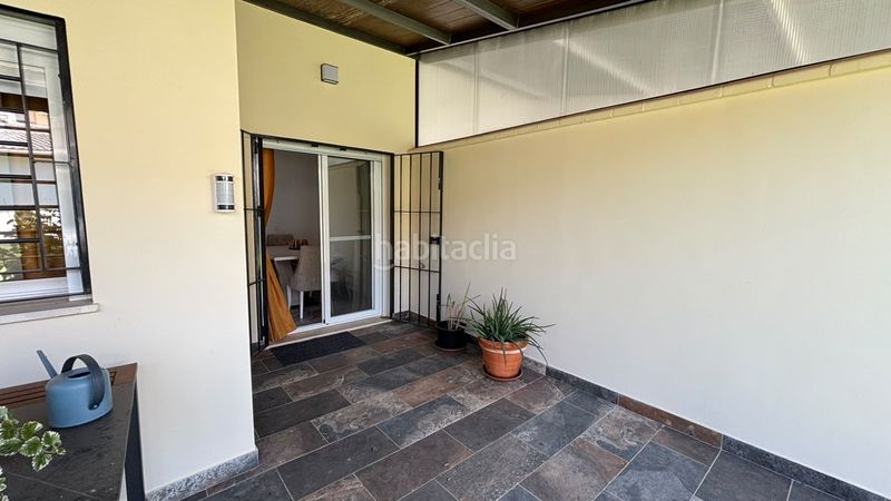Foto 44bc9400-353d-4692-ae5d-7af36ea7e499. Casa adossada amb aparcament a Huévar