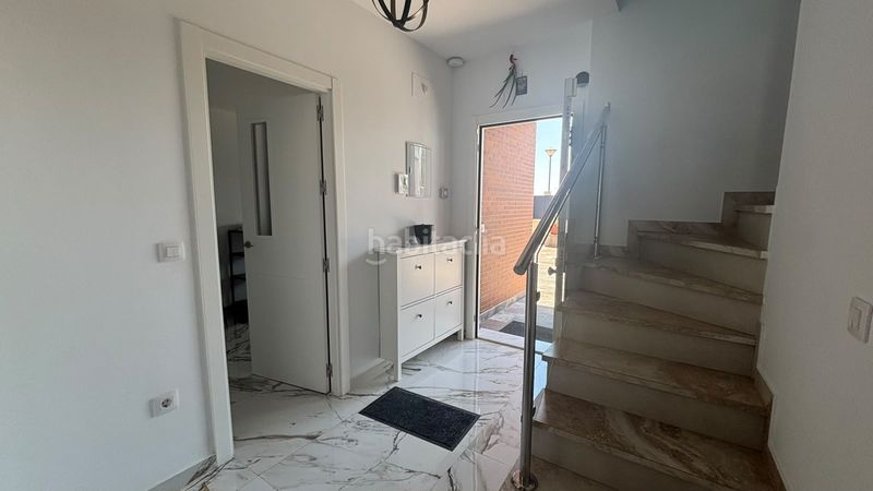 Foto 4bccbd38-4475-4b9b-b956-58f361565fac. Casa adossada amb aparcament a Huévar