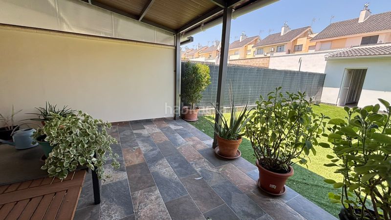 Foto d94dfe79-b303-44f0-865b-c7a215ac6584. Casa adossada amb aparcament a Huévar