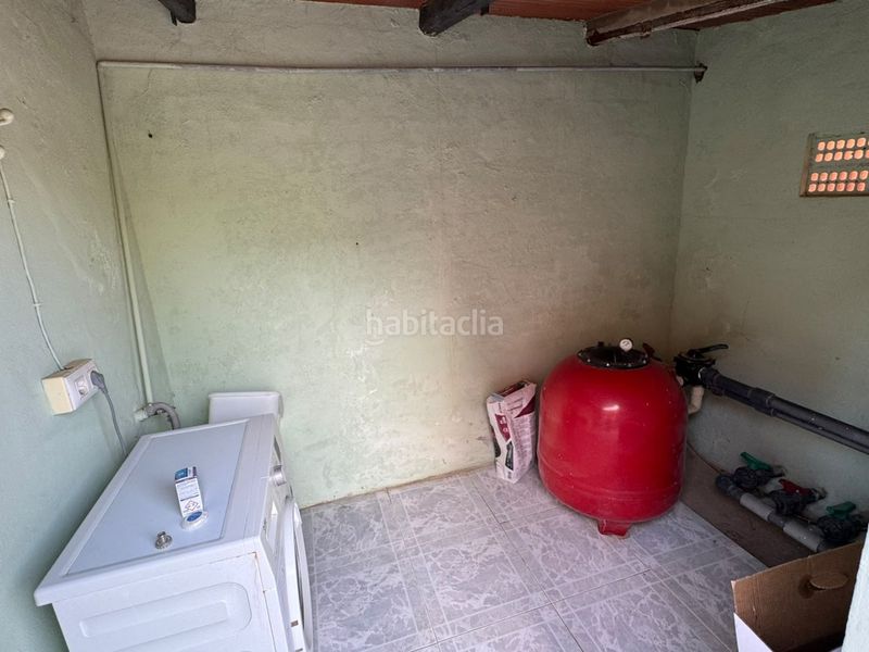 Foto e96ff444-01e2-4197-96ca-015a63fb1b1f. Masia amb aparcament a Pilas
