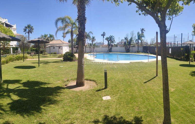 Foto f22ee074-ae0f-43e1-bd34-3601fca41e57. Àtic amb aparcament piscina a Aguadulce - Almadraba - Punta Candor Rota