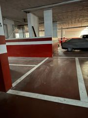 Aparcament cotxe a Ciudad Jardín