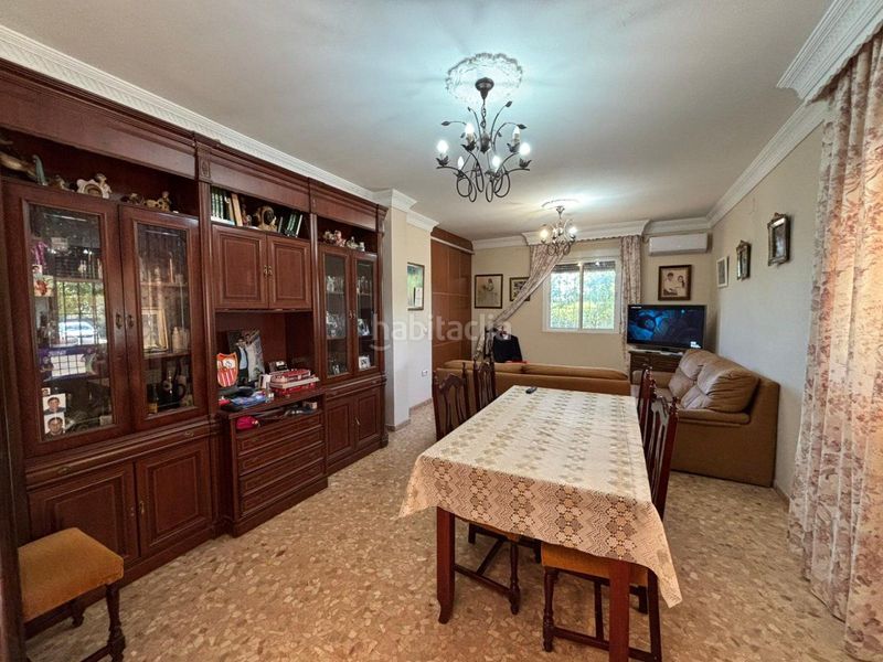 Foto 352127a4-6d3b-428f-b841-ba10ebb09914. Casa amb piscina a Valdezorras - El Gordillo Sevilla