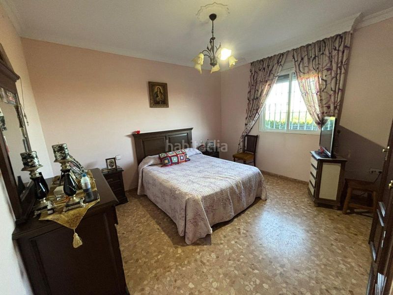 Foto 3dd2c22d-09b4-49d5-b4ff-d21e5a80082d. Casa amb piscina a Valdezorras - El Gordillo Sevilla