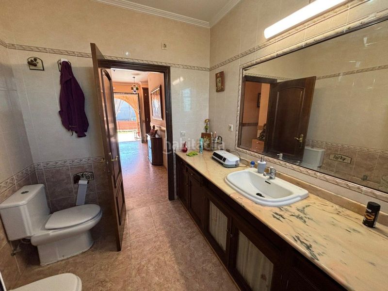 Foto def32c6b-17e5-4727-9fe2-e40e4063e9e1. Casa amb piscina a Valdezorras - El Gordillo Sevilla