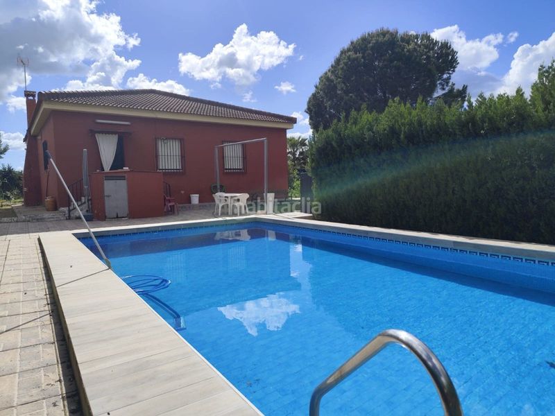 Foto 3af5f876-10dd-4d02-a354-44ca4206e332. Xalet amb aparcament piscina a Hinojos