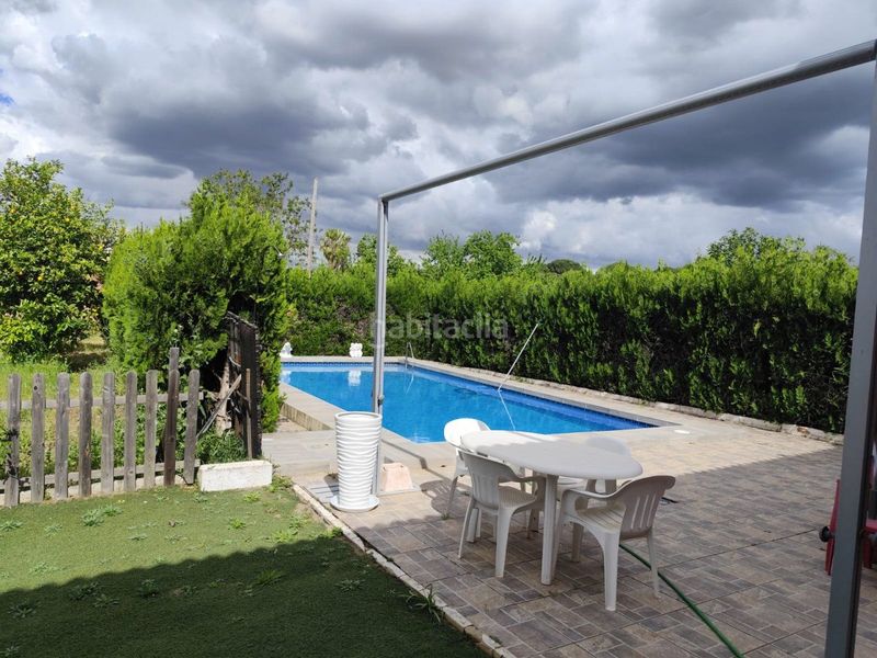 Foto 41388c5a-3fbd-44ad-9282-bb68904c2da9. Xalet amb aparcament piscina a Hinojos