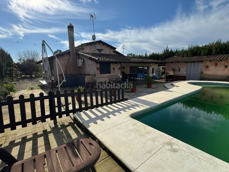 Foto 4315c6c0-4212-4a91-80dc-912d21a013b0. Casa amb piscina a Pilas