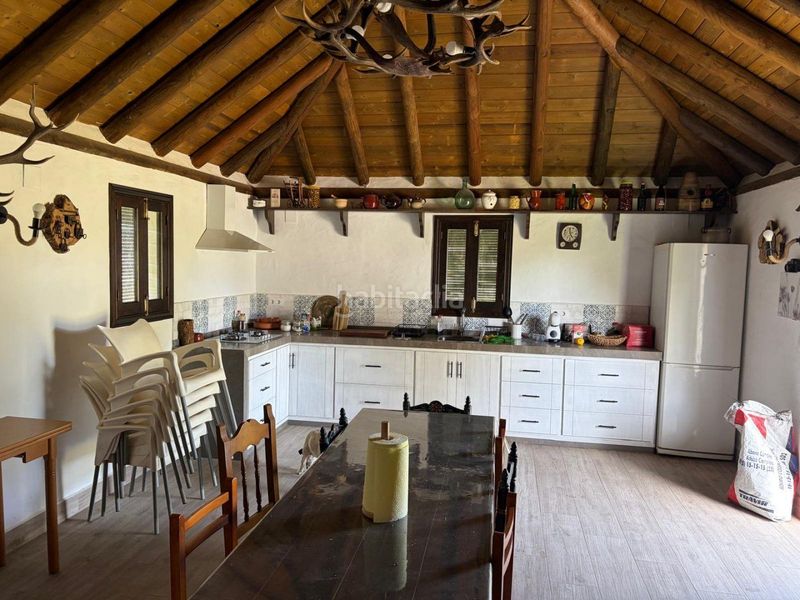 Foto 82118632-48b6-4993-aa8f-55d79536856e. Casa amb aparcament a Hinojos