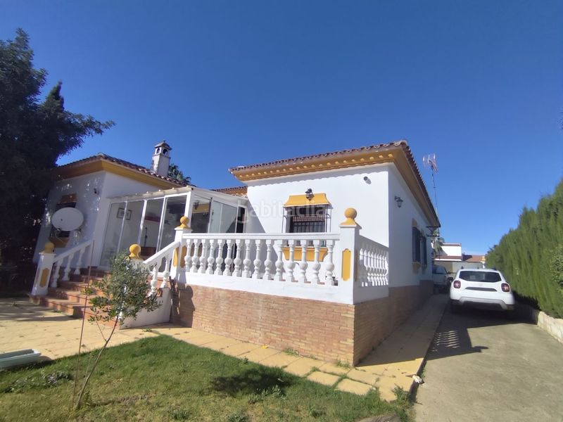 Foto 04e89e77-a660-47ab-ab6d-d2aa990541e6. Xalet amb calefacció aparcament a Hinojos