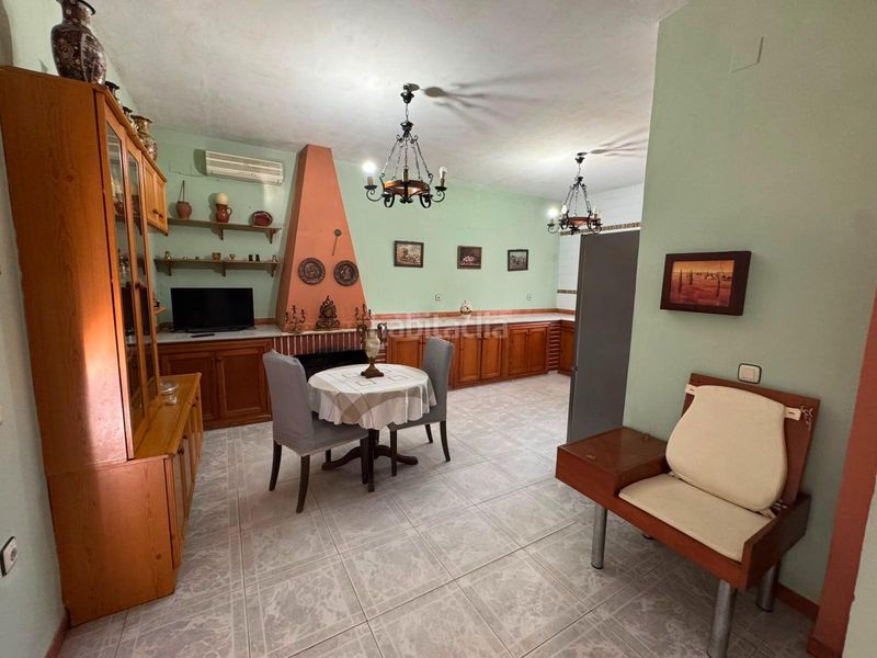Foto 31fdad35-b653-4595-b8b7-bbe87a393705. Casa amb aparcament piscina a Pilas