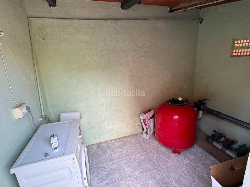 Foto c35a72b0-d20d-43a0-bfa2-e10e04947b6b. Casa amb aparcament piscina a Pilas