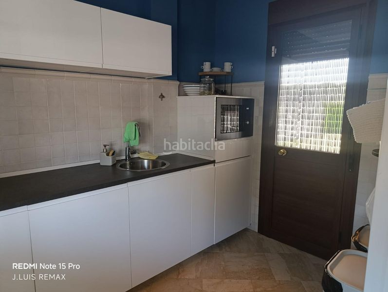 Foto bd959d35-86a4-4860-a1d5-263d4a66fbea. Xalet amb aparcament piscina a Hinojos