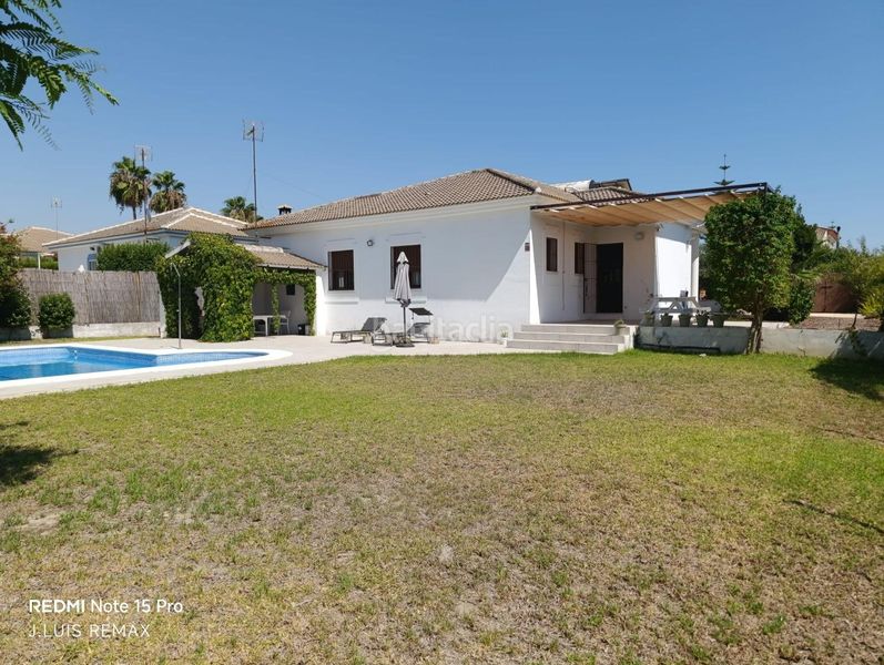 Foto e896ddb5-81fd-42af-a174-1df50899fa2f. Xalet amb aparcament piscina a Hinojos