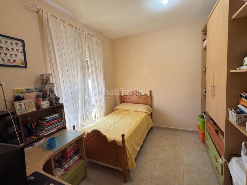 Foto 1f317663-d821-4589-bcf0-c9f81e44a3dc. Casa adossada amb aparcament a Hinojos