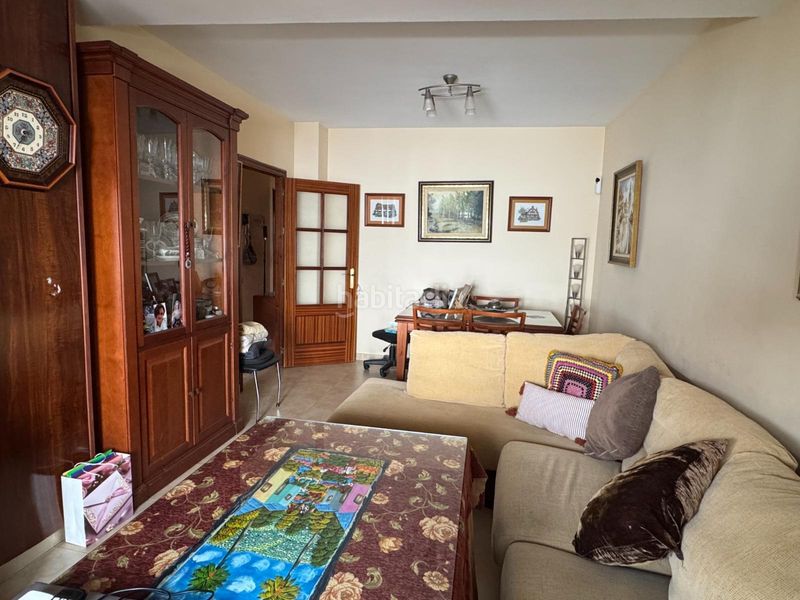 Foto dbee3816-b4f4-41ea-8797-ae5bedc9b0f3. Casa adossada amb aparcament a Hinojos