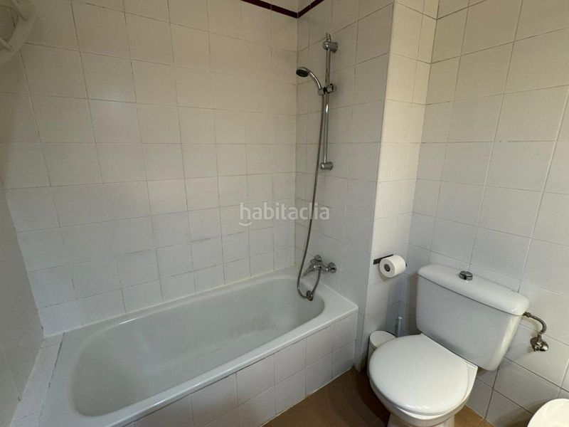 Foto 7dbf75dd-8385-4e2a-b6c0-44d43e703813. Pis amb calefacció aparcament a colores - entreparques Sevilla