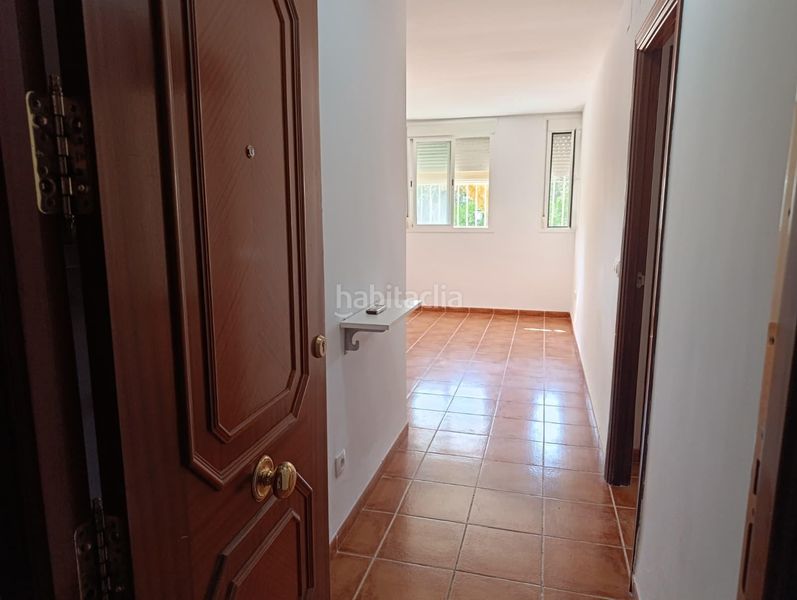 Foto b28a7cba-43ce-4f6f-aac2-7941568be389. Piccolo appartamento con riscaldamento piscina in Garrobo (El)