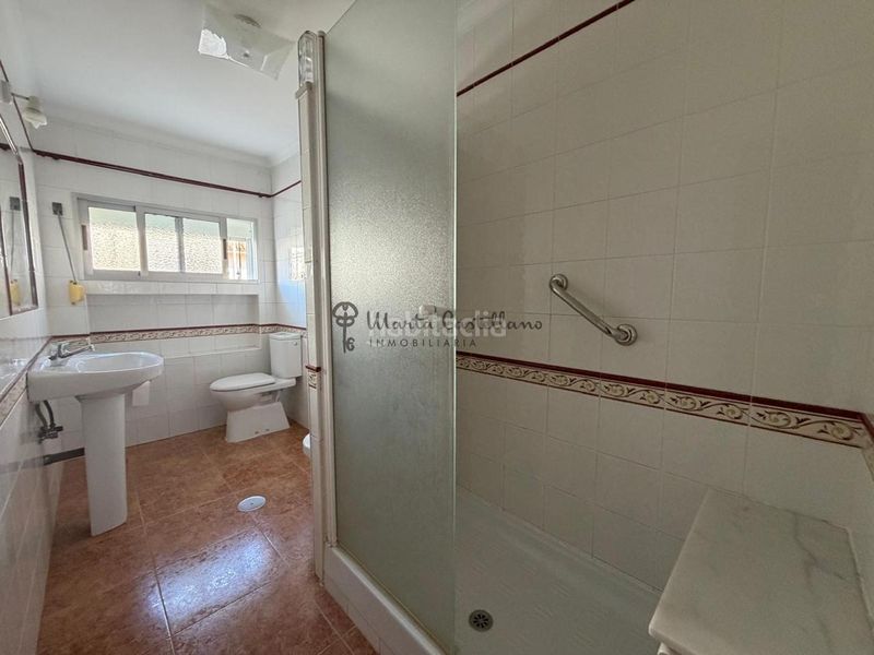 Foto a8a48ecc-5b14-40d0-8e3b-be08c42bfb46. Casa a El Chorrillo - El Molino Rota