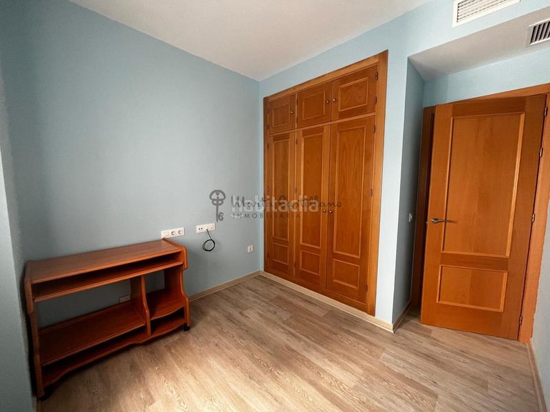 Foto 293a51d1-8762-464b-a185-a462c1949b6c. Pis amb aparcament a Zona Carrefour Rota