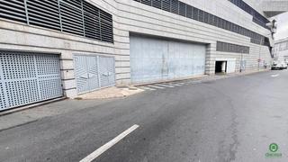 Aparcament cotxe  El titan corte ingles. Garaje plaza el titan