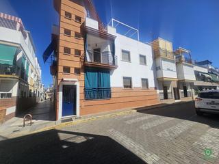 Pis  Virgen montemayor. En punta umbria