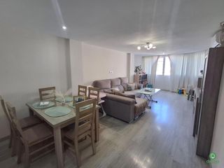 Pis a Isla Chica. Piso en galaroza