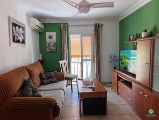 Etagenwohnung in Isla Chica. Santisimo cristo del amor