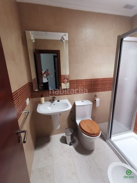 Foto 040b18fb-c255-4cd6-b673-5541cdd074bc. Rent semi detached house with heating parking pool in Huelva