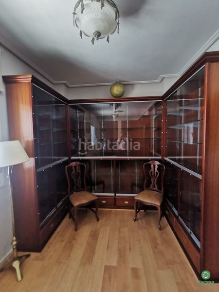 Foto 740c9fbf-0e96-48e9-80e7-8f6135c7f7df. Rent semi detached house with heating parking pool in Huelva