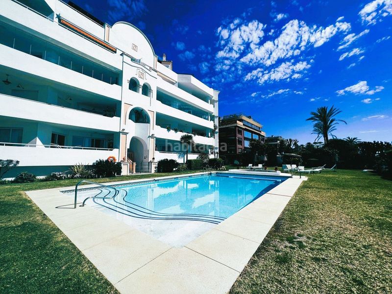Foto 10e72737-030d-4571-ae35-9ffde6aa9643. Piccolo appartamento con parcheggio piscina in Puerto Banús Marbella