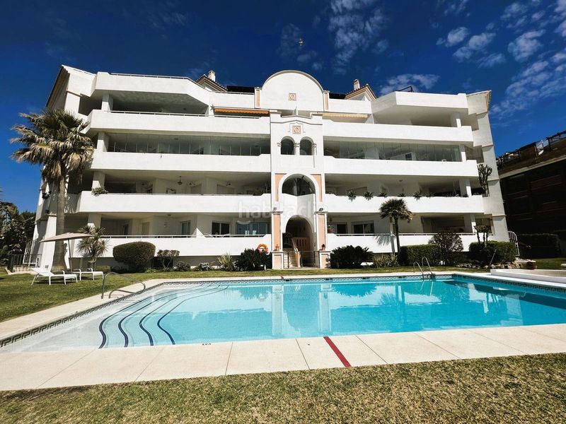 Foto e4c6a25c-880d-48d8-b668-1b278bd1cd63. Piccolo appartamento con parcheggio piscina in Puerto Banús Marbella